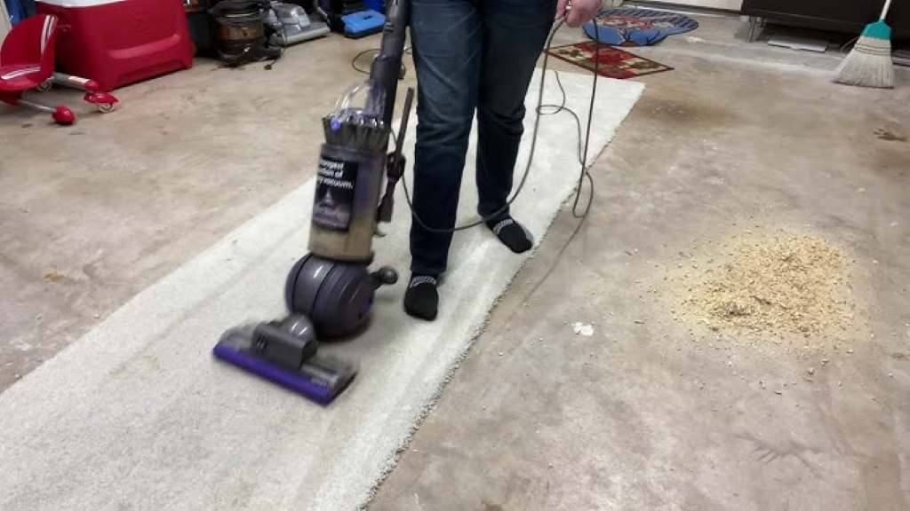 How to Adjust Your Dyson Ball Vacuum for Thick Carpet Like a Pro
