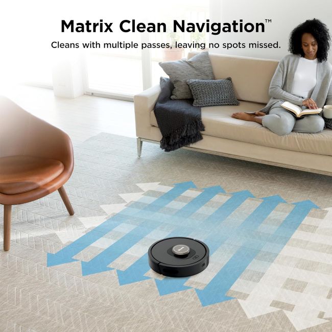 Shark AV2501AE robot vacuum cleaning pet hair